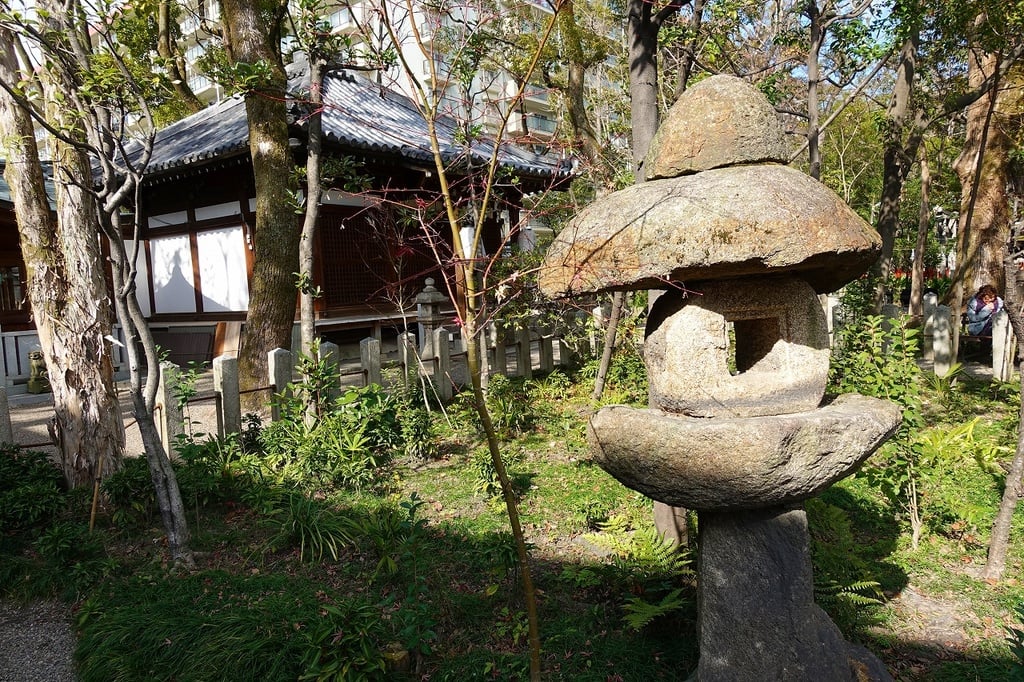 杭全神社の建物その他