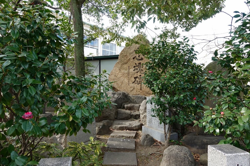 杭全神社の建物その他