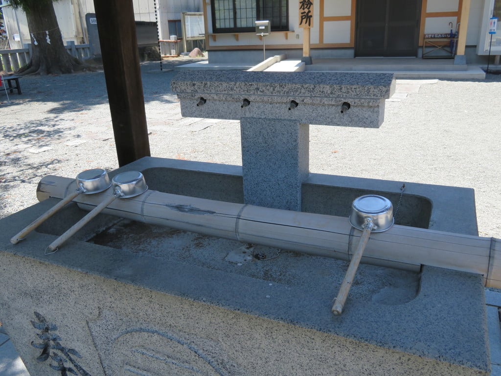 玉諸神社の手水