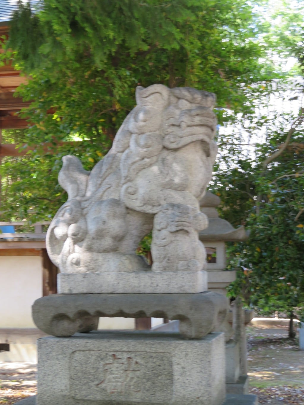佐久神社の狛犬(山梨県南甲府駅)