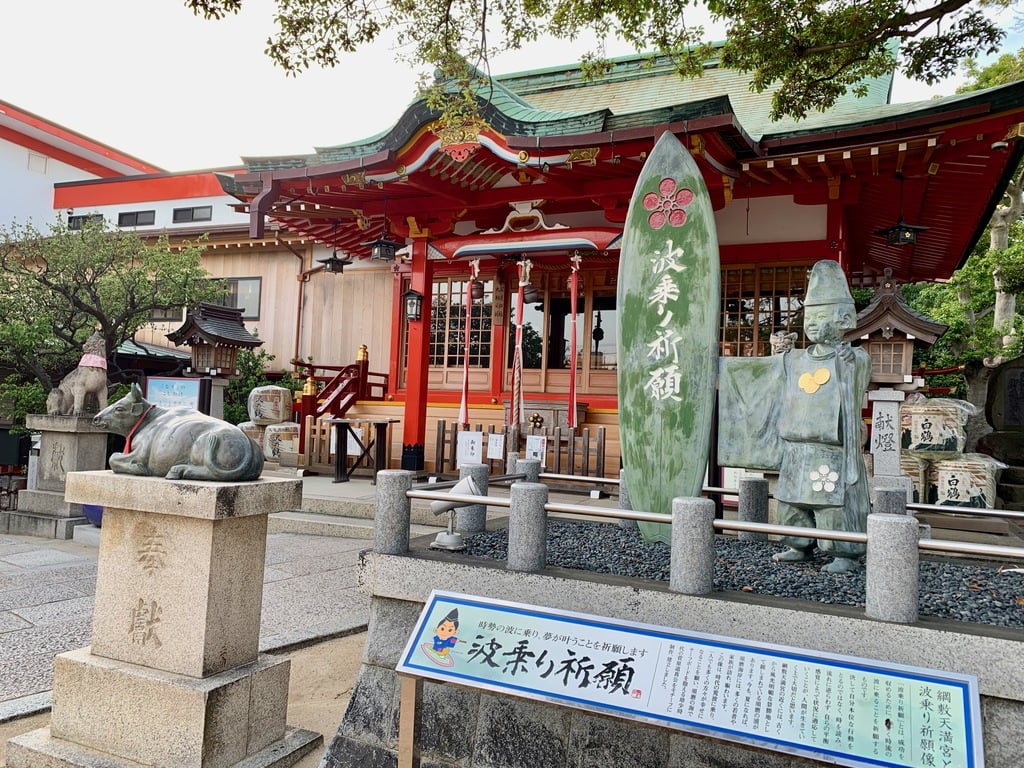 綱敷天満宮の本殿