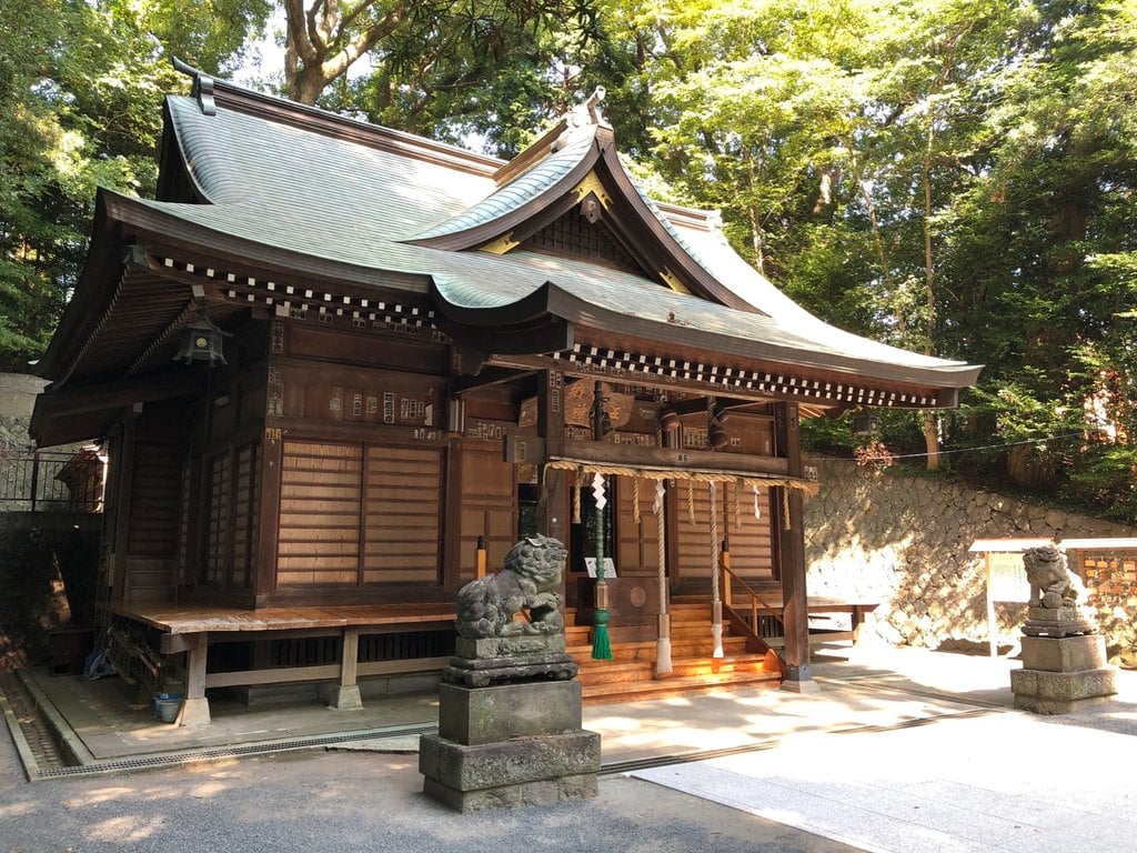 五所神社(神奈川県湯河原駅)の投稿(2回目)。湯河原へ行った際に寄らさせて頂きました。雰囲気の…[ホトカミ]
