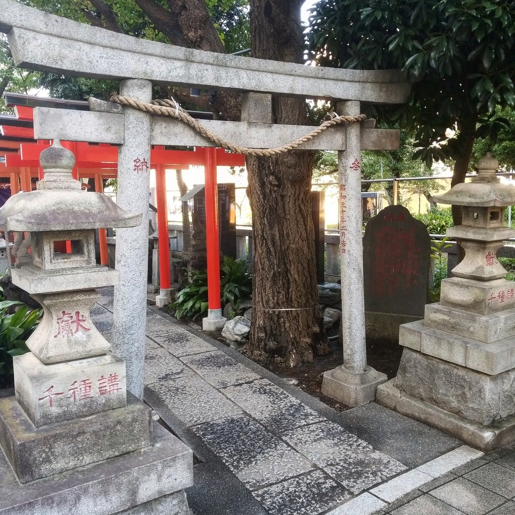 境内 千種稲荷神社 東京都錦糸町駅 ホトカミ 神社お寺の投稿サイト