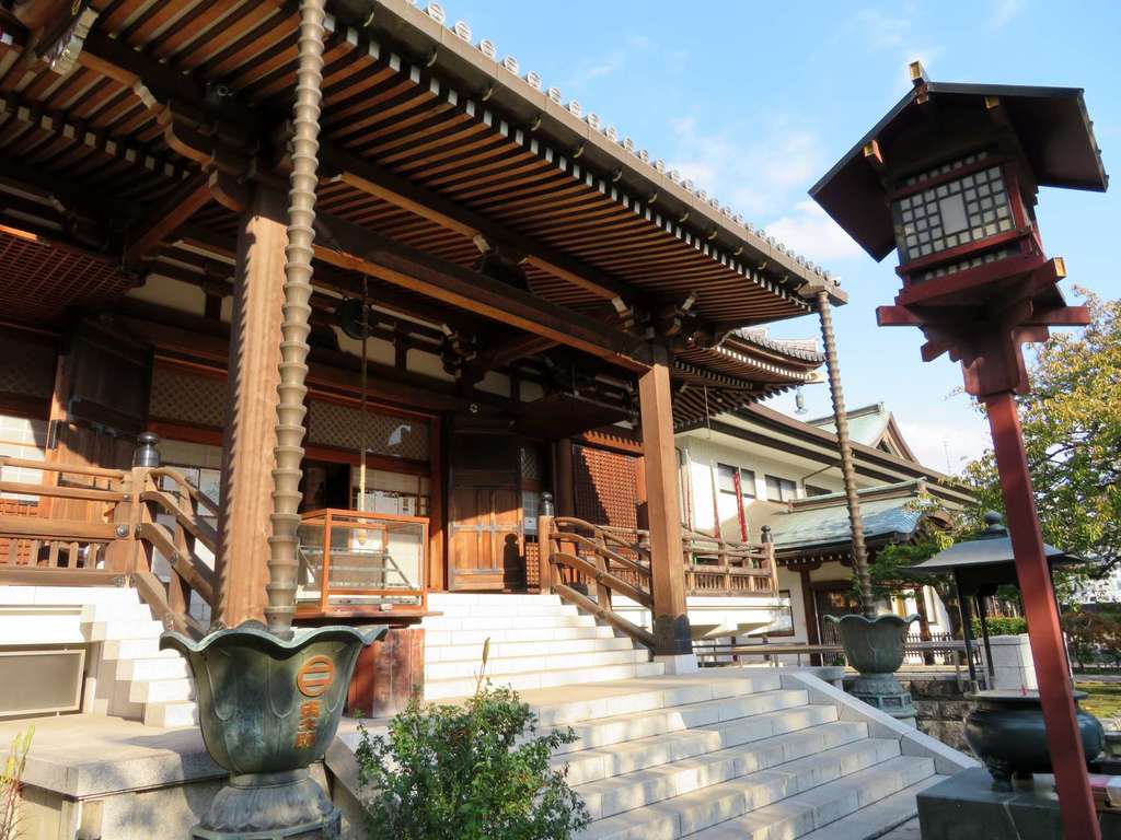輪王寺の本殿