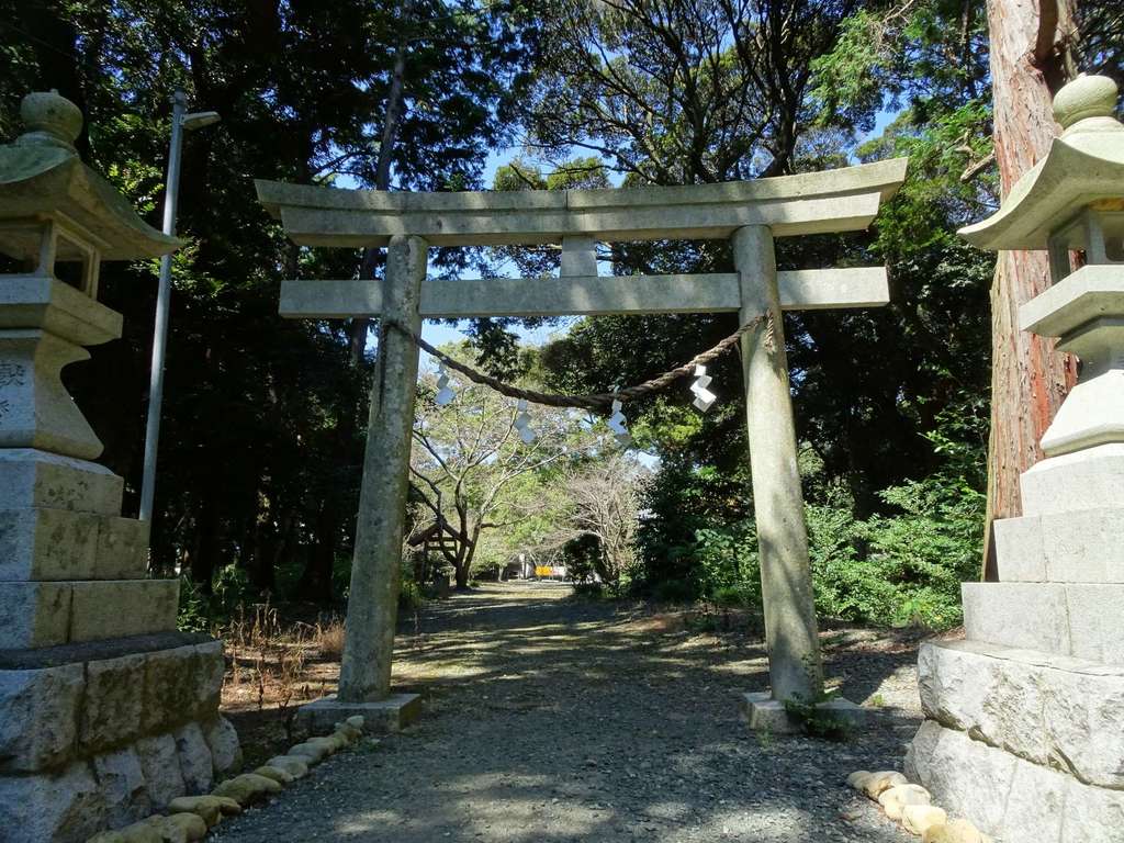 曽許乃御立神社(静岡県寸座駅)の投稿(1回目)。宮司さんに、ご由緒からご説明いただきました。 …[ホトカミ]