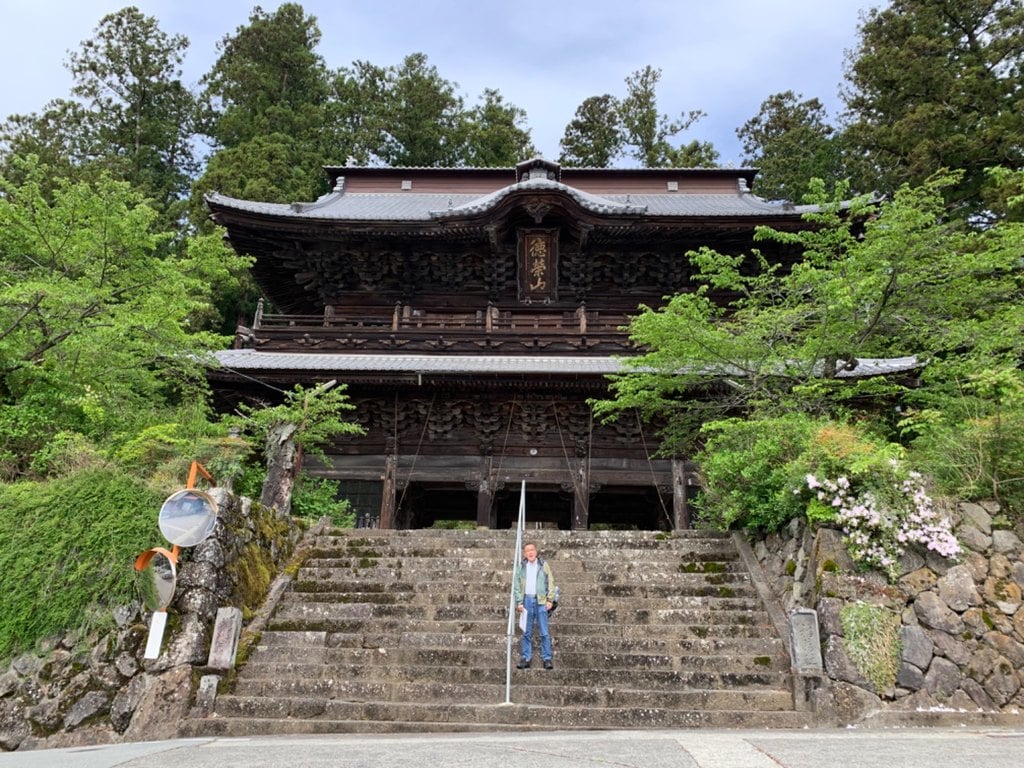 妙法寺(山梨県鰍沢口駅)の投稿(1回目)。日蓮宗本山。奈良時代創建の …