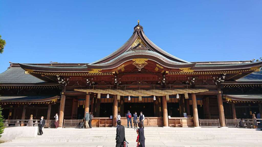 寒川神社 神奈川県宮山駅 の投稿 1回目 七五三で賑わってました 八福餅もいただきました ホトカミ