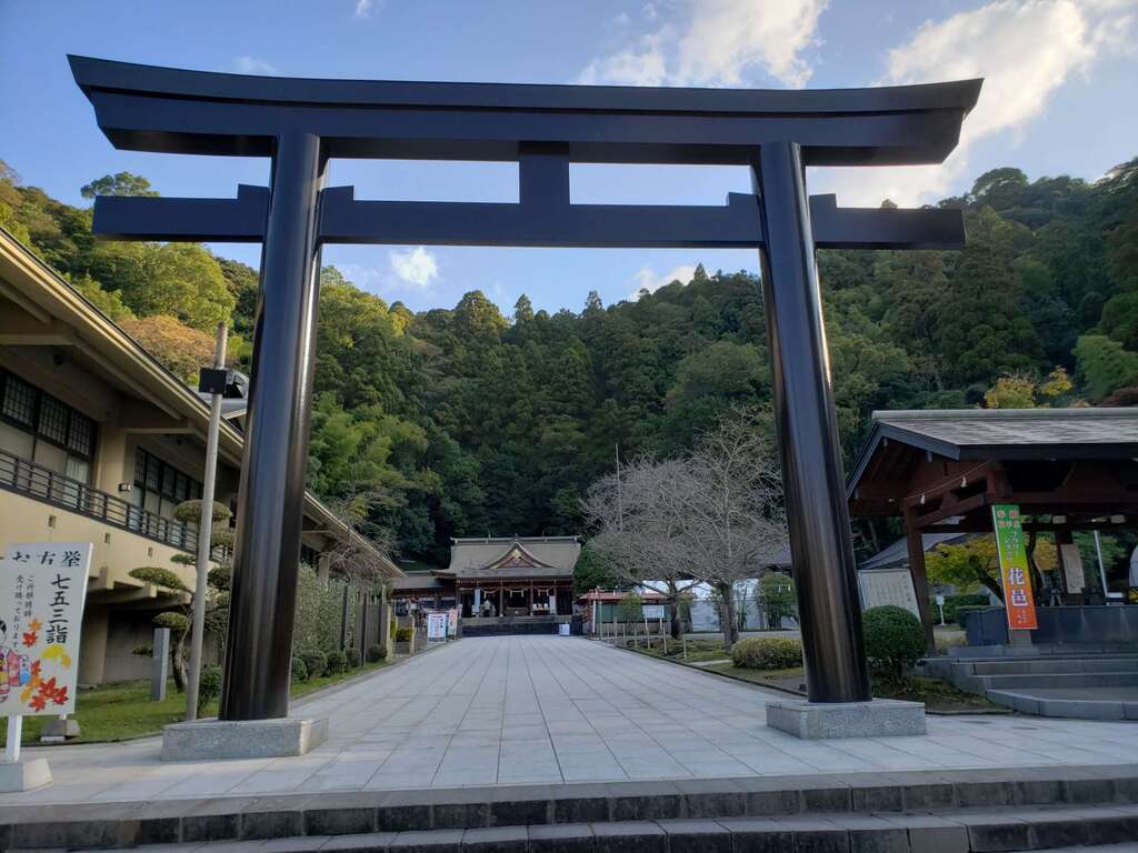 鹿児島縣護國神社の御朱印 アクセス情報 鹿児島県市役所前駅 ホトカミ