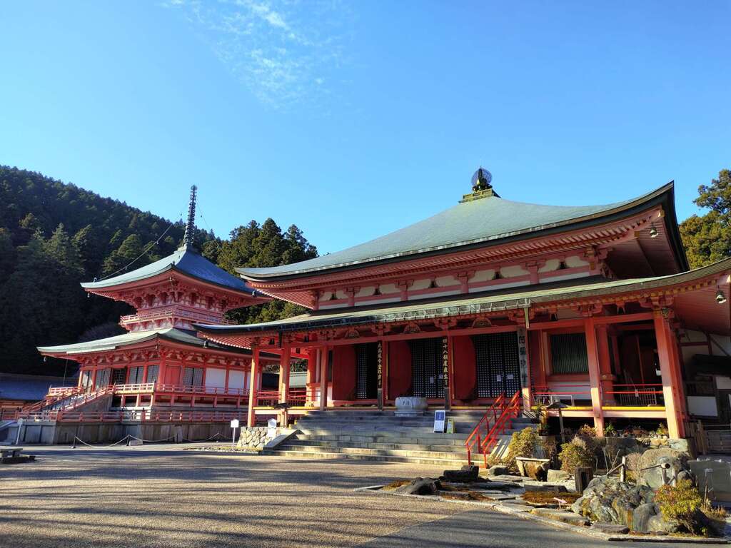 比叡山延暦寺(滋賀県坂本駅)の投稿(4回目)。比叡山延暦寺 阿弥陀堂、法華総持院東塔にお参りし…[ホトカミ]