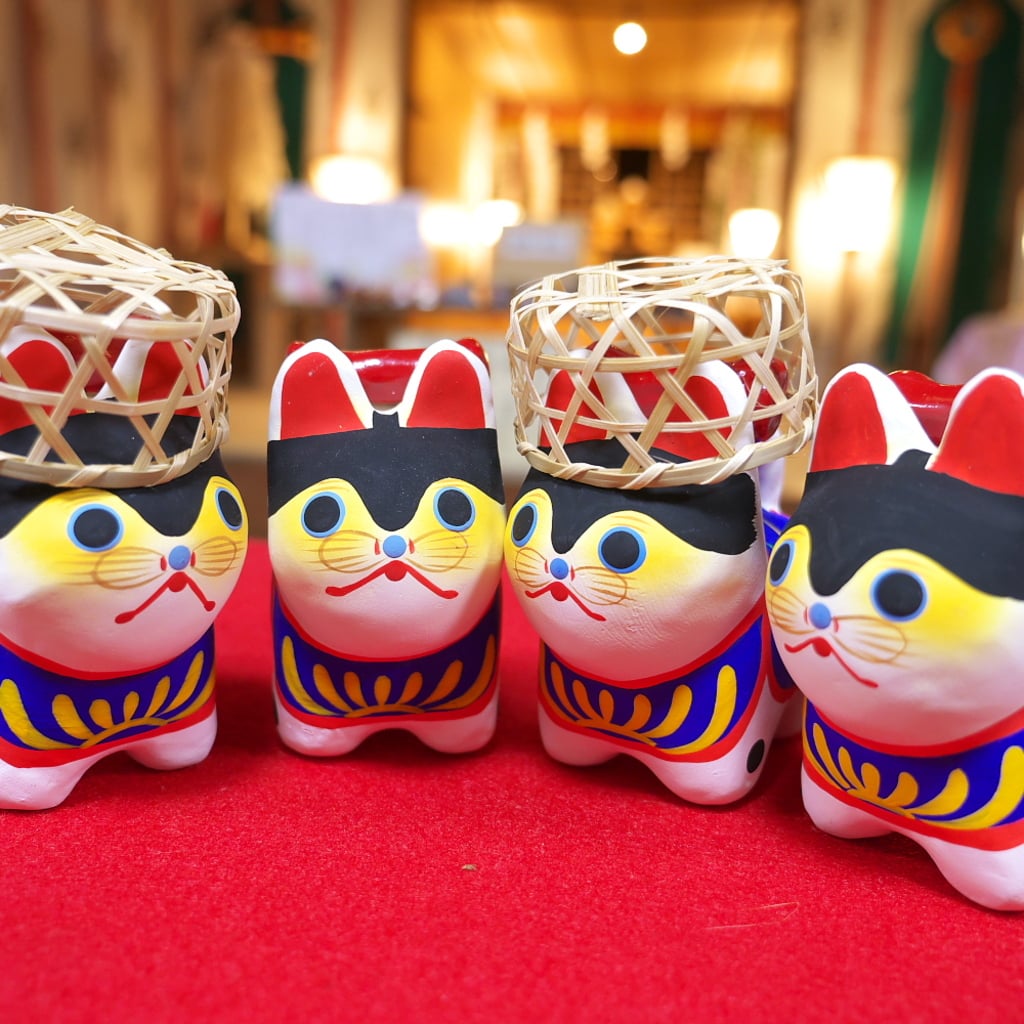 犬張り子 高司神社 むすびの神の鎮まる社 福島県磐梯熱海駅 からのお知らせ ホトカミ