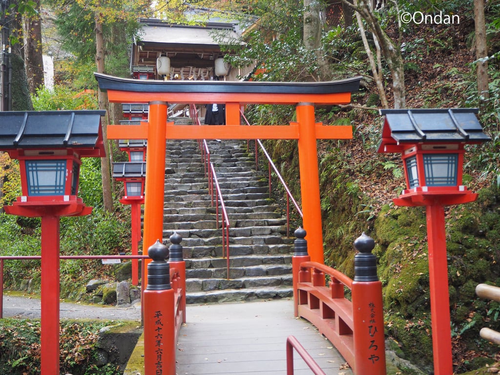 貴船神社(京都府鞍馬駅)の投稿(1回目)。鞍馬寺から貴船神社へ参拝。結構な人でした（写真は…[ホトカミ]