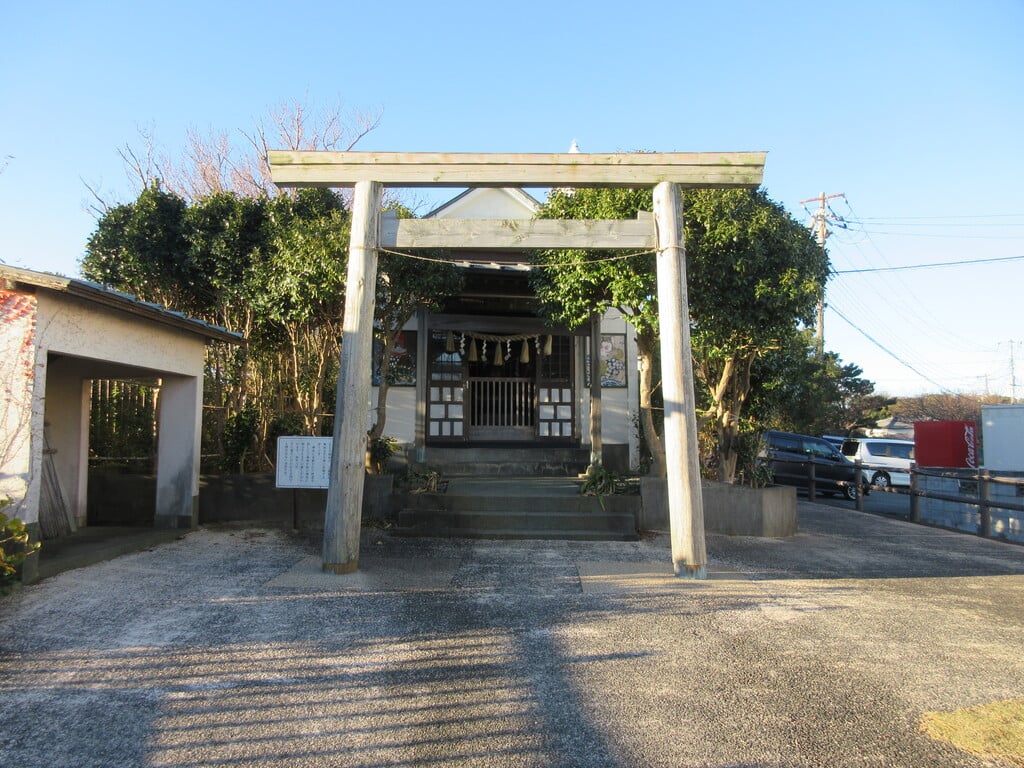 どんつく神社(静岡県伊豆稲取駅)の投稿(1回目)。伊藤園ホテル稲取の