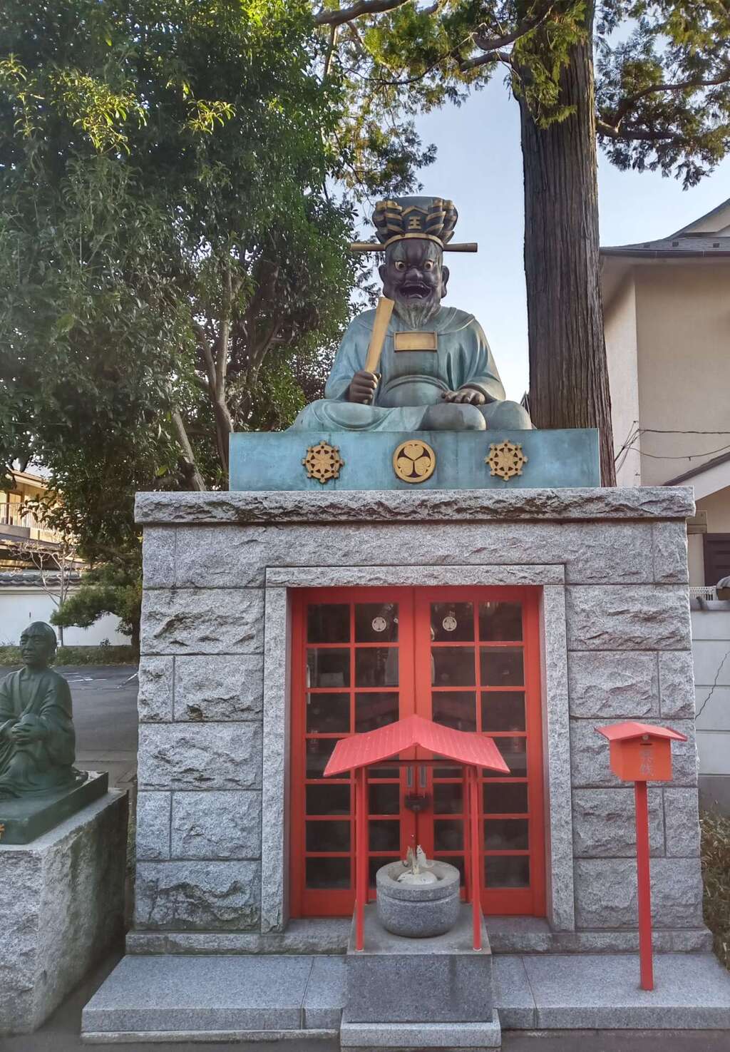 金龍寺(東京都つつじケ丘駅)の投稿(1回目)。自宅より申の方角[ホトカミ]