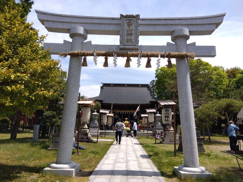 白山神社(福井県森田駅)の投稿(1回目)。福井市八重巻中町の白山神社、通称八重巻白山神社の…[ホトカミ]